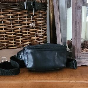 Black Leather Women/Men's Bag